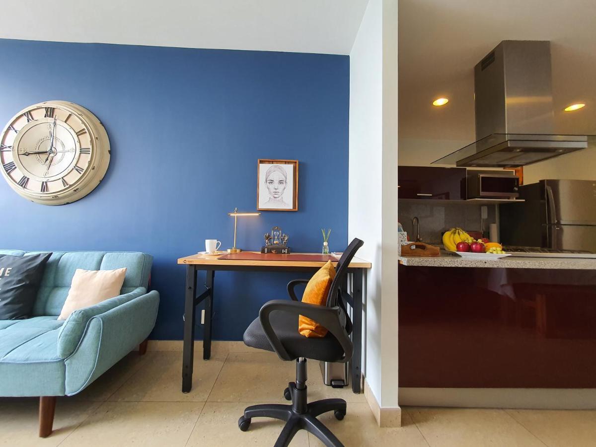 Blue Horse Apartment In New Polanco. Мехико Экстерьер фото